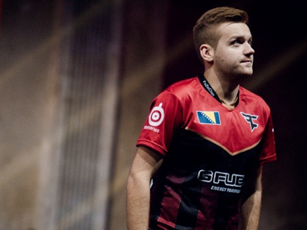 呆呆蒙多三杀砍瓜切菜 小伞飞机嘎嘎乱杀 Cat队1-0赵志铭队