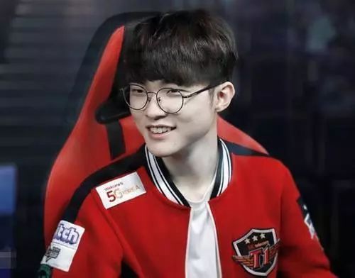 Team WE 官方：前 EDward Gaming 和 Invictus Gaming 的支持者 Vampire 加入团队